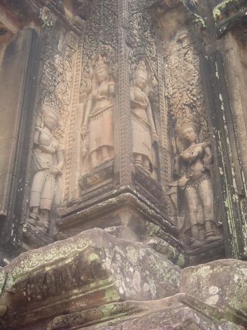 gal/02-Asie/27-Cambodge/03-Angkor_Wat/04-Thommanom/DSCF2580.JPG
