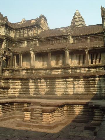 gal/02-Asie/27-Cambodge/03-Angkor_Wat/08-Angkor_Wat/DSCF2625.JPG