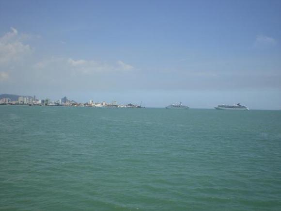gal/02-Asie/28-Malaisie/02-Penang/01-la_traversee/P3262964.jpg